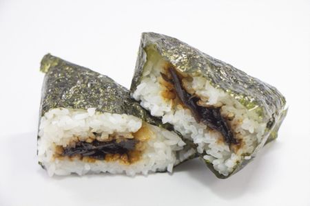 おにぎり（ハーフマラソンのみ）　　　　　　※イメージ